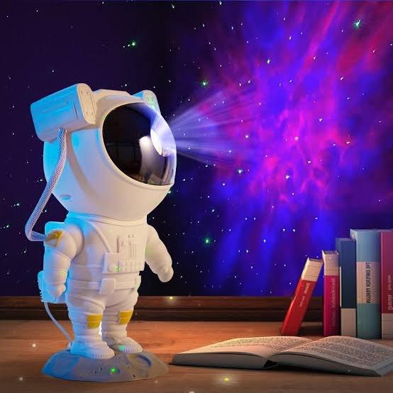 Astronaut Night Light &amp; Bluetooth Speaker